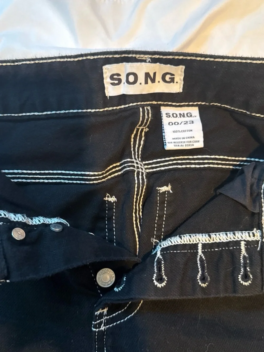Women's Black Jeans with Contrast Stitching